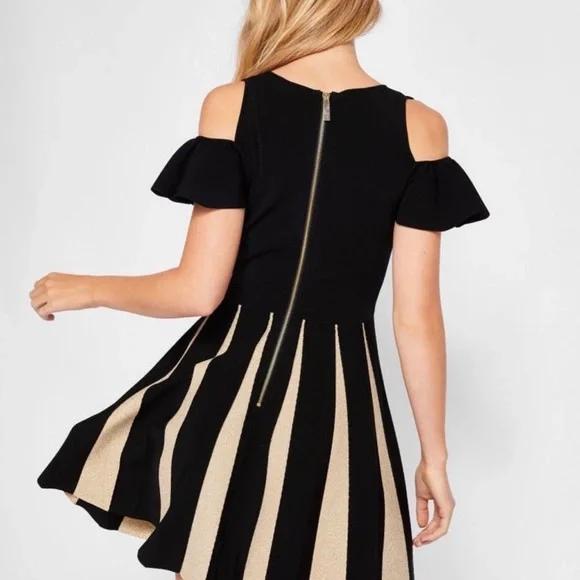 Ted Baker | Dresses | Gold And Black Pleated Ted Baker Dress | Poshmark Ted Baker | Dresses | Gold And Black Pleated Ted Baker Dress | Poshmark